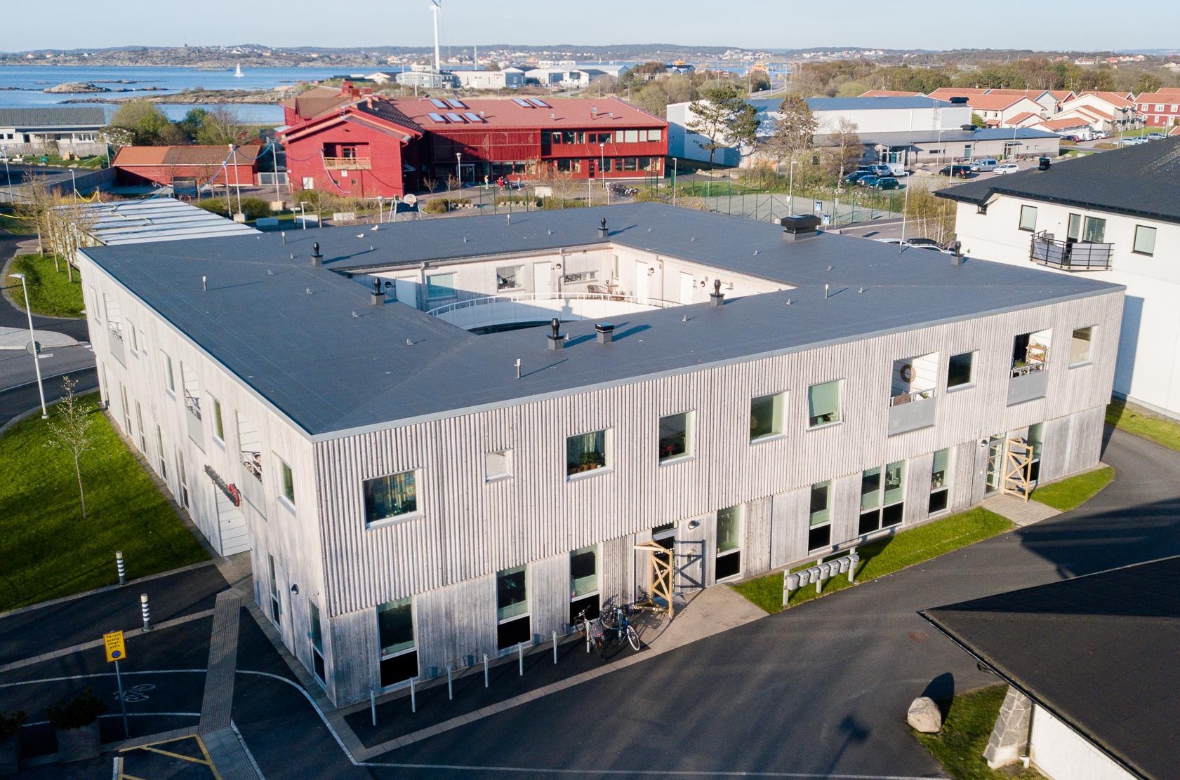 Minkebergsvägen 3. Utifrån.